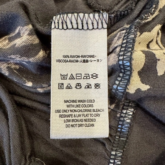 Free People Fiona Bell Sleeve Surplice Tie Waist Crop Top Gray Floral Size Small - Picture 9 of 10